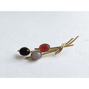 Vintage Wells 14k Gold Filled Gemstone Scarab Brooch.